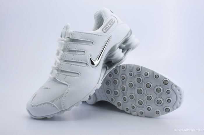 actuelle nz baskets blanches et argentees shox (2)